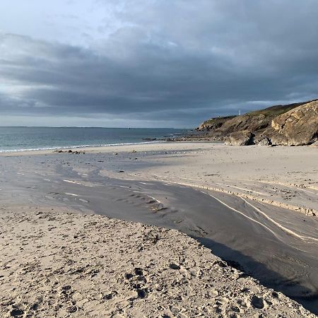 Pied à terre pour des vacances au bord de la mer Le Conquet Esterno foto