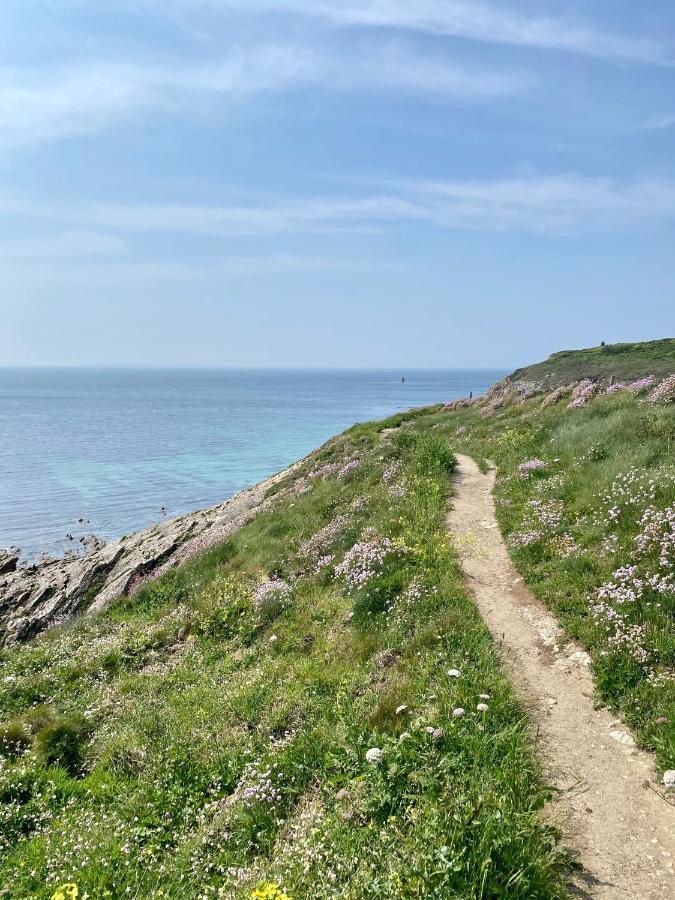 Pied à terre pour des vacances au bord de la mer Le Conquet Esterno foto