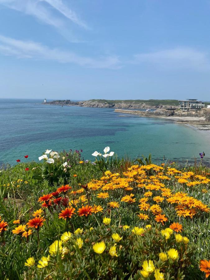Pied à terre pour des vacances au bord de la mer Le Conquet Esterno foto