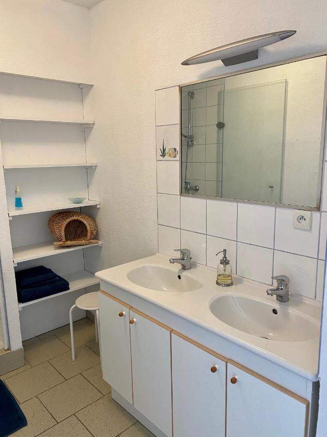 Pied à terre pour des vacances au bord de la mer Le Conquet Esterno foto