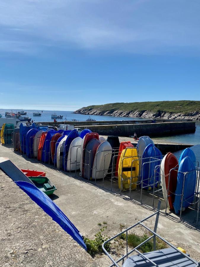 Pied à terre pour des vacances au bord de la mer Le Conquet Esterno foto
