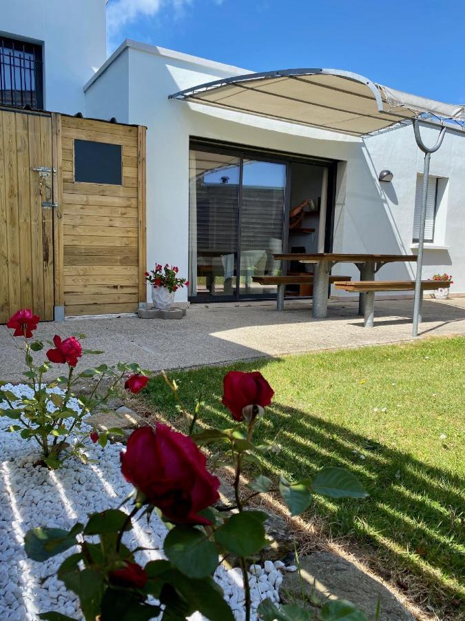 Pied à terre pour des vacances au bord de la mer Le Conquet Esterno foto