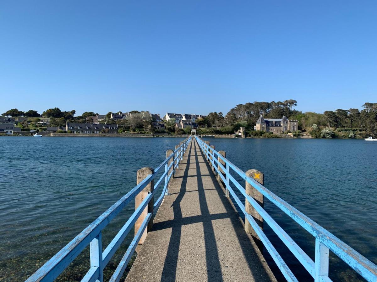 Pied à terre pour des vacances au bord de la mer Le Conquet Esterno foto