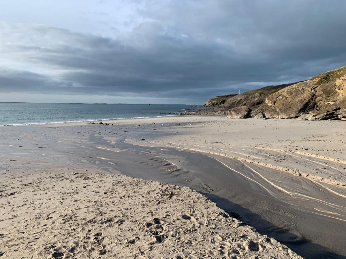 Pied à terre pour des vacances au bord de la mer Le Conquet Esterno foto