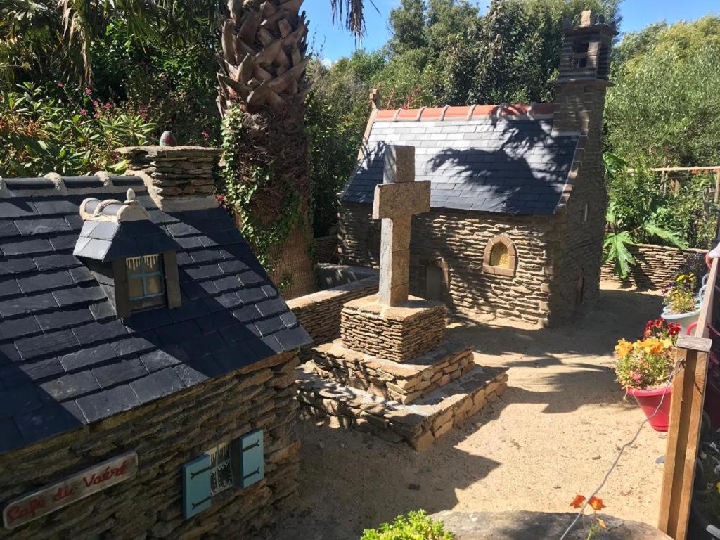 Pied à terre pour des vacances au bord de la mer Le Conquet Esterno foto